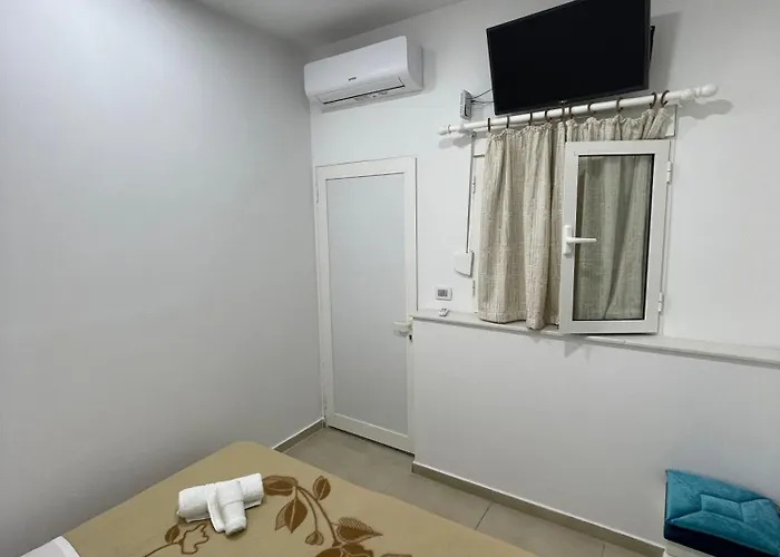 Tirana City Apartment Lägenhet *